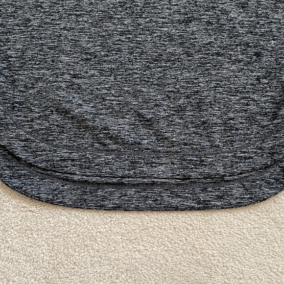 Athleta Gray Uptempo Long Sleeve Top for the gym or travel - Picture 6 of 11